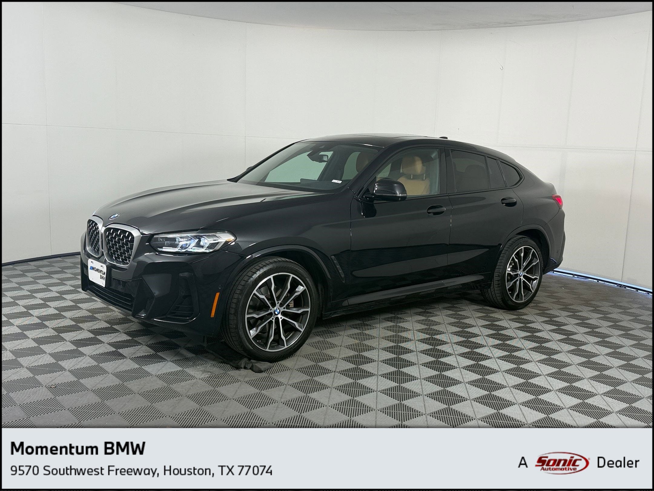 2024 BMW X4 xDrive30i's photo