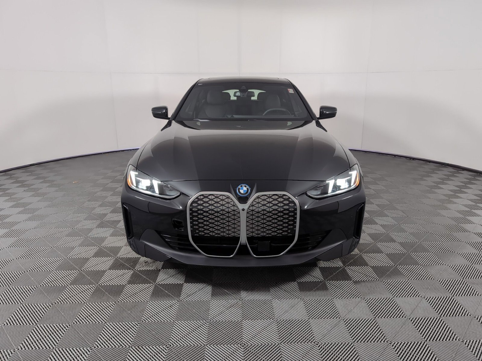 Used 2025 BMW i4 Base with VIN WBY23HD09SFU21982 for sale in Houston, TX