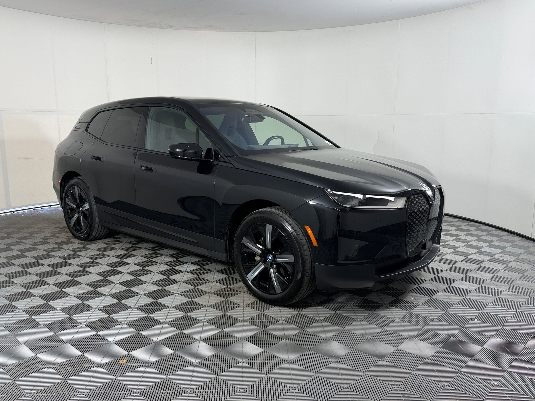 IX XDrive50 SUV