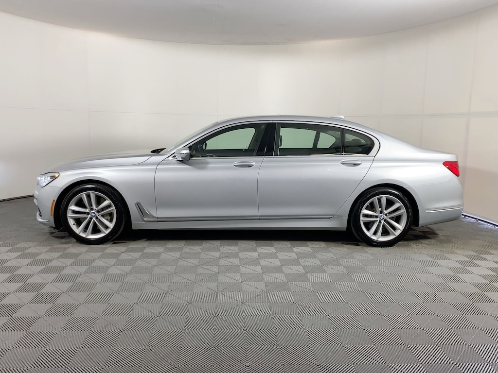 Used 2019 BMW 750i Sedan
