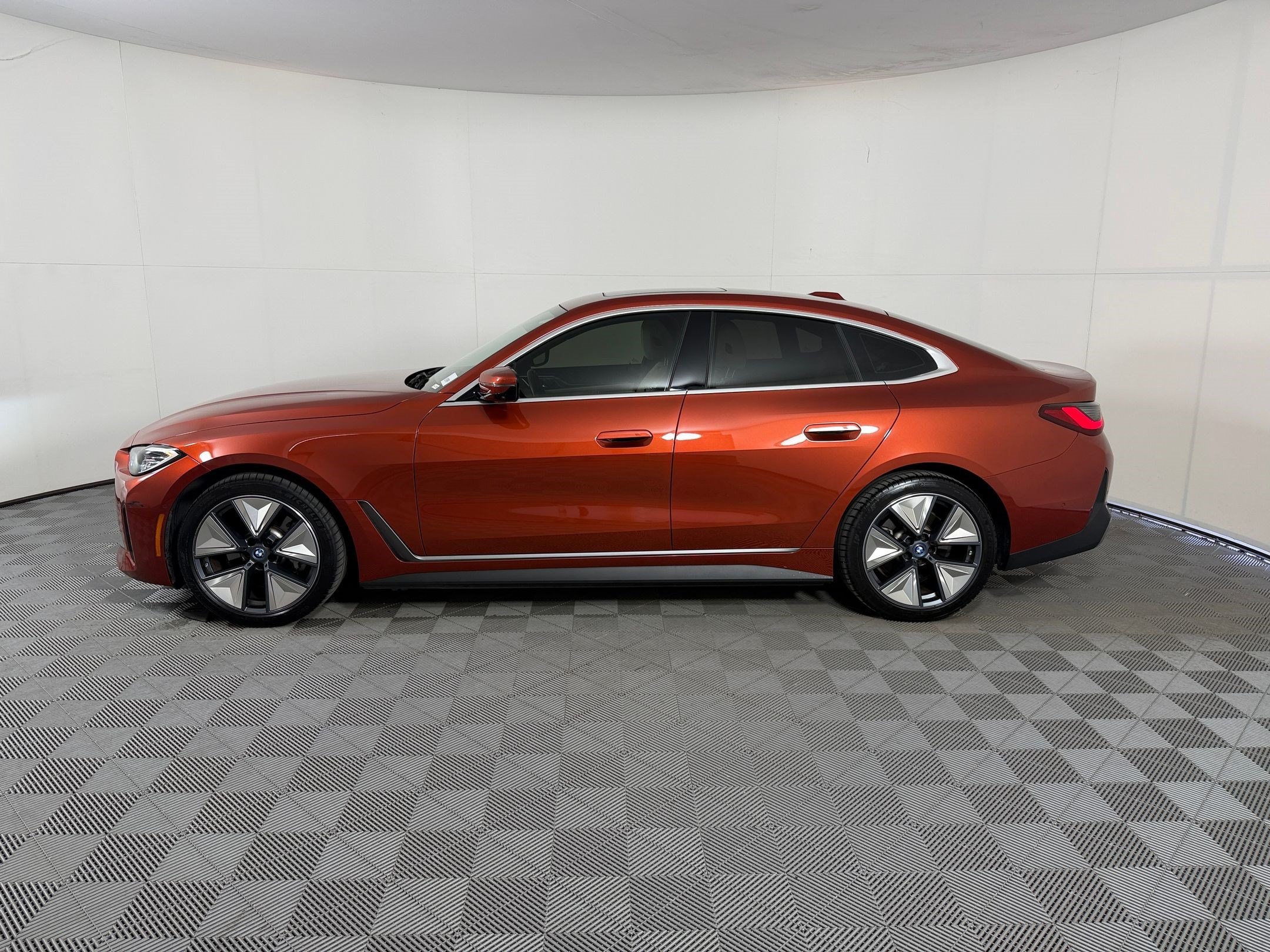 Used 2023 BMW i4 35 with VIN WBY43AW08PFP77232 for sale in Houston, TX