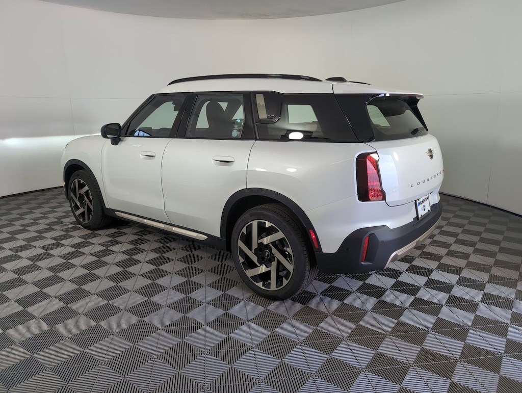 New 2025 MINI Countryman Signature Plus SUV