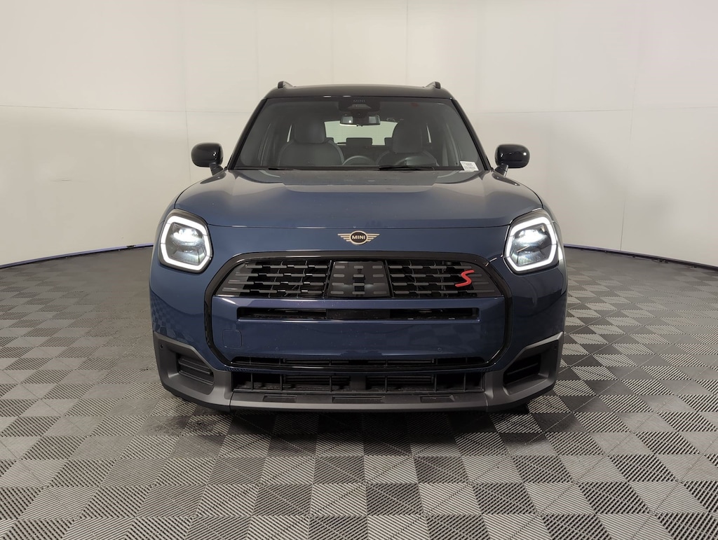 New 2026 MINI Countryman Signature Plus SUV