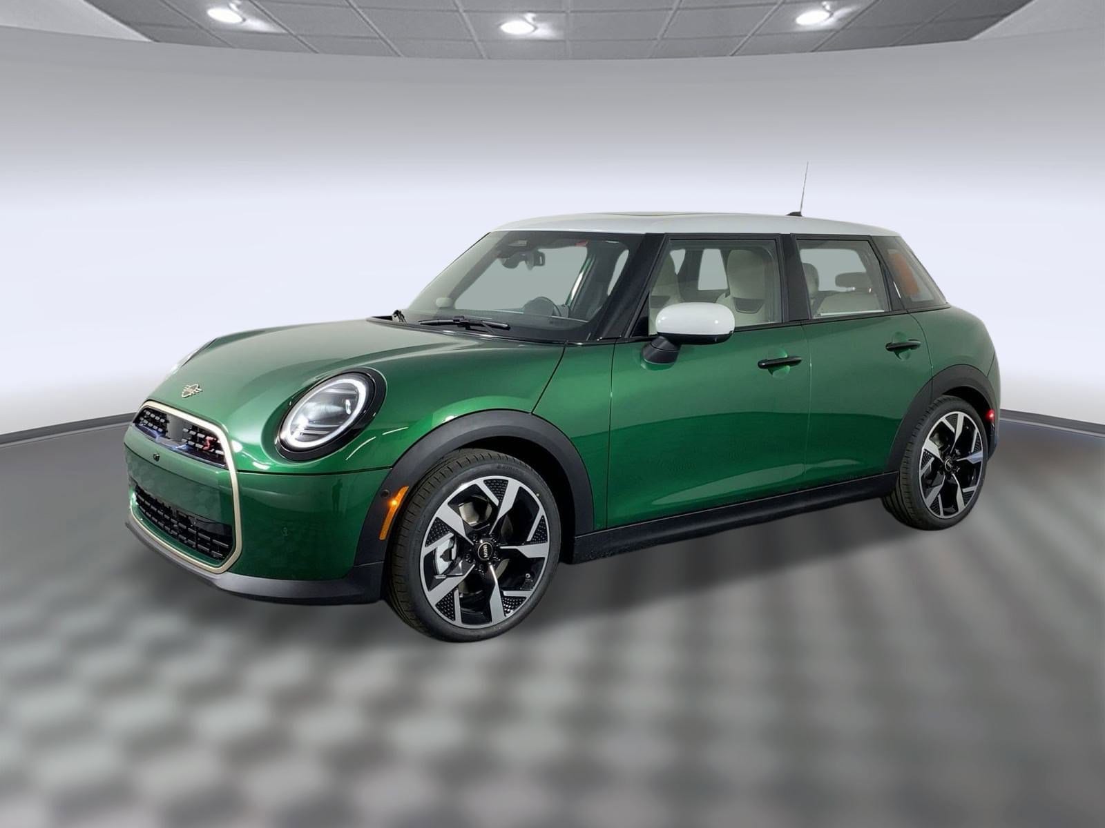2026 MINI Hardtop 4 Door S's photo