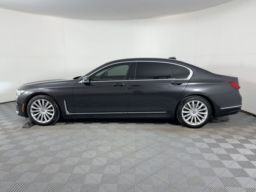 Used 2022 BMW 740i Sedan