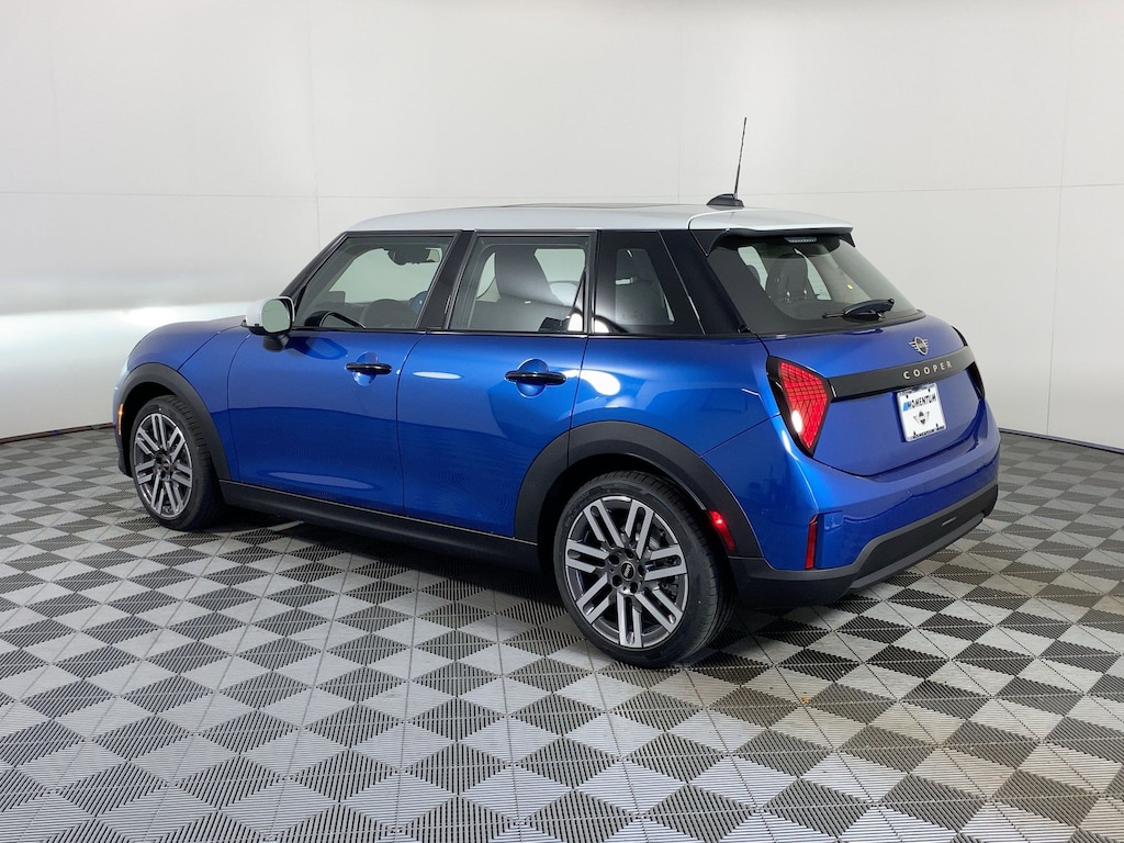 New 2026 MINI 4 Door Signature Plus Hatchback