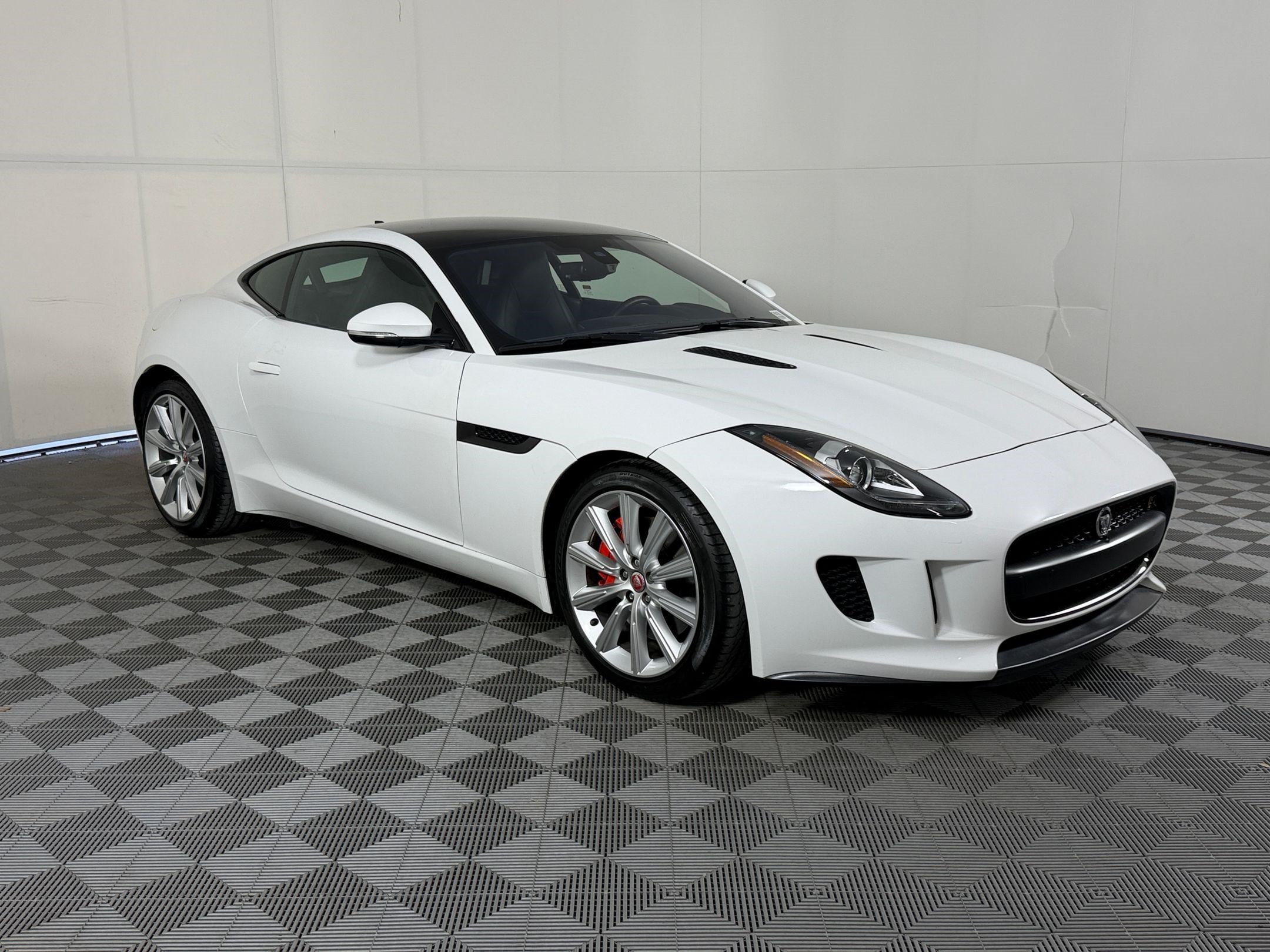 F-TYPE Premium Coupe