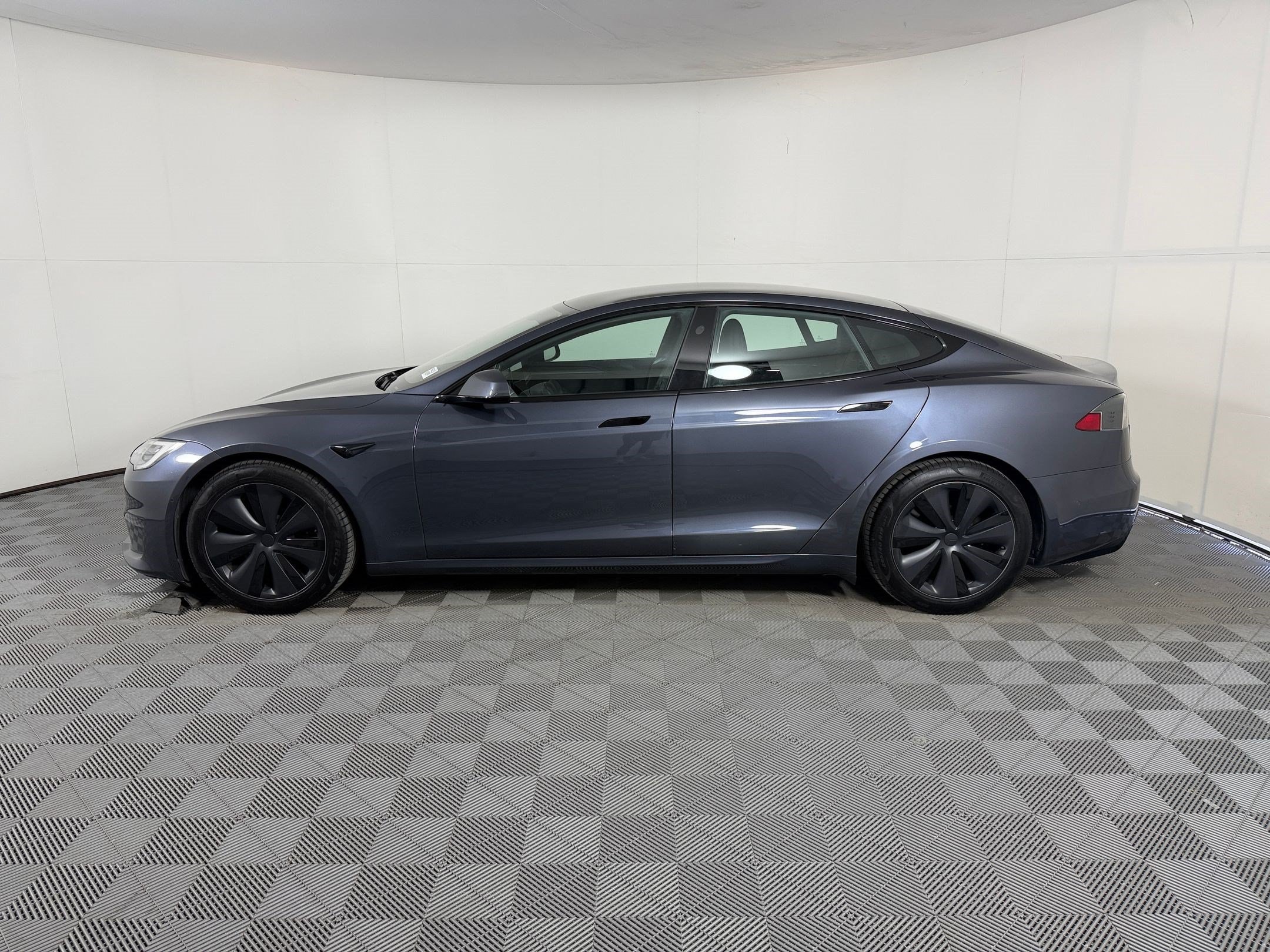 Used 2021 Tesla Model S Long Range Plus with VIN 5YJSA1E5XMF440234 for sale in Houston, TX