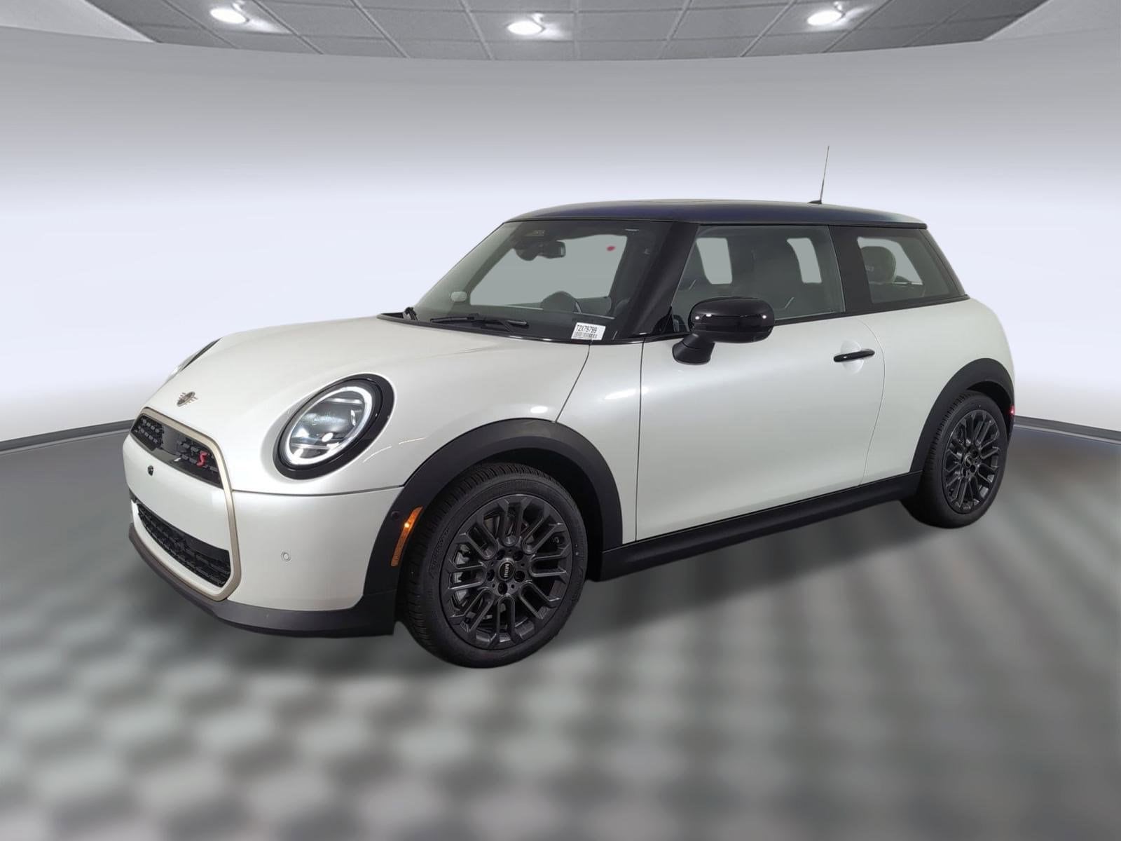 2026 MINI Hardtop 2 Door S's photo