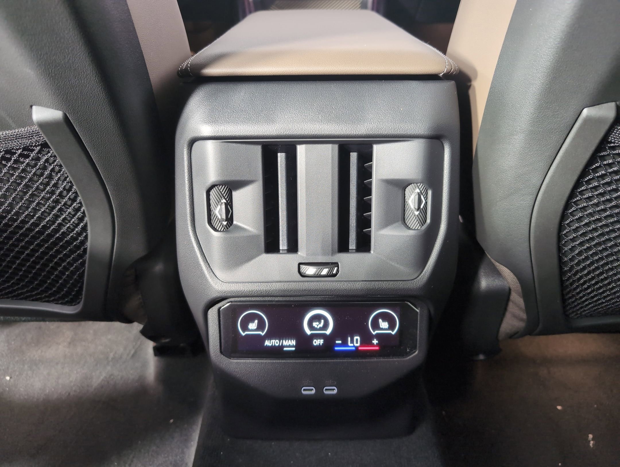 2025 BMW X3 30 - Photo 28