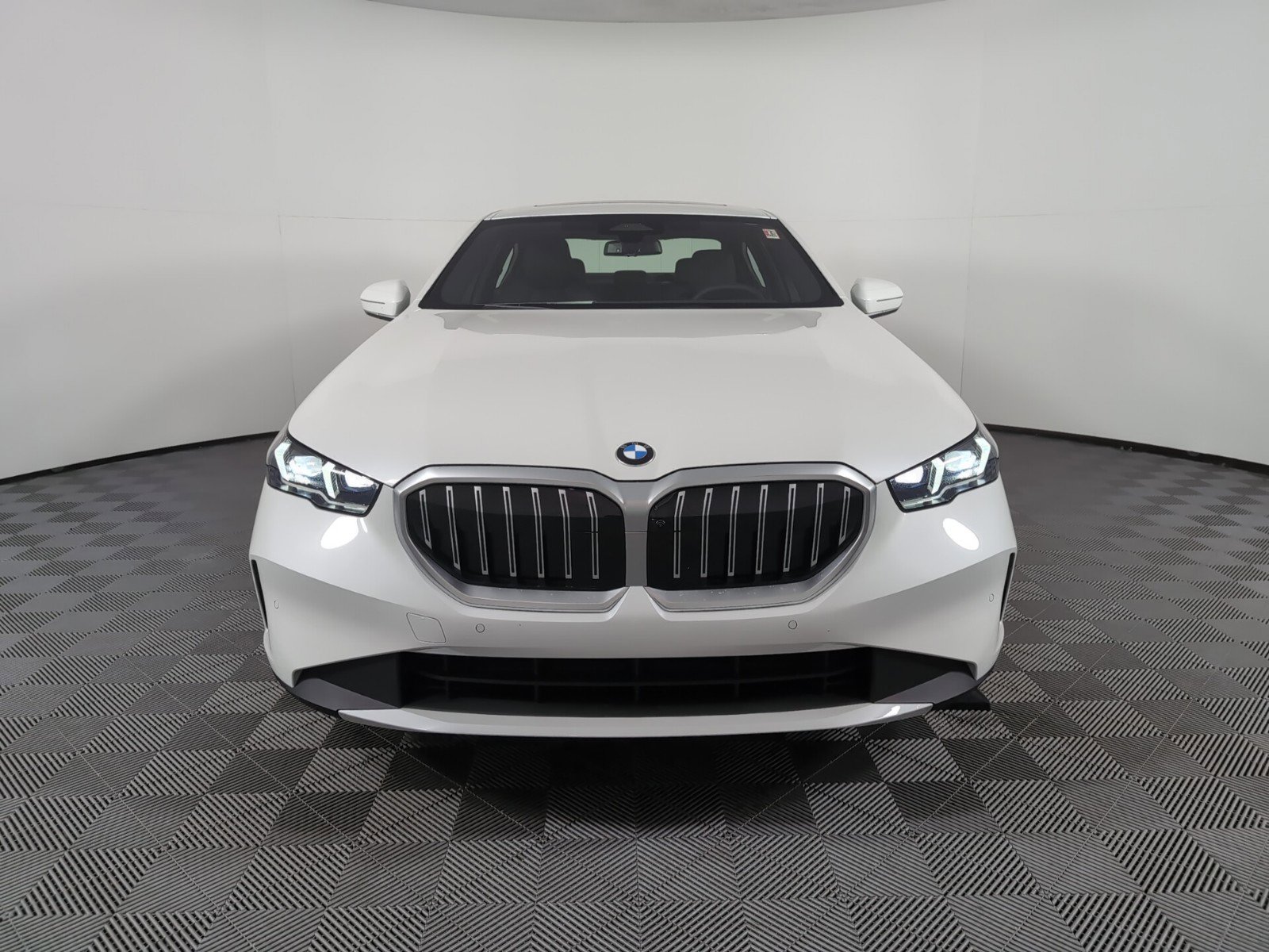 Used 2024 BMW 5 Series 530i with VIN WBA43FJ01RCR49625 for sale in Houston, TX