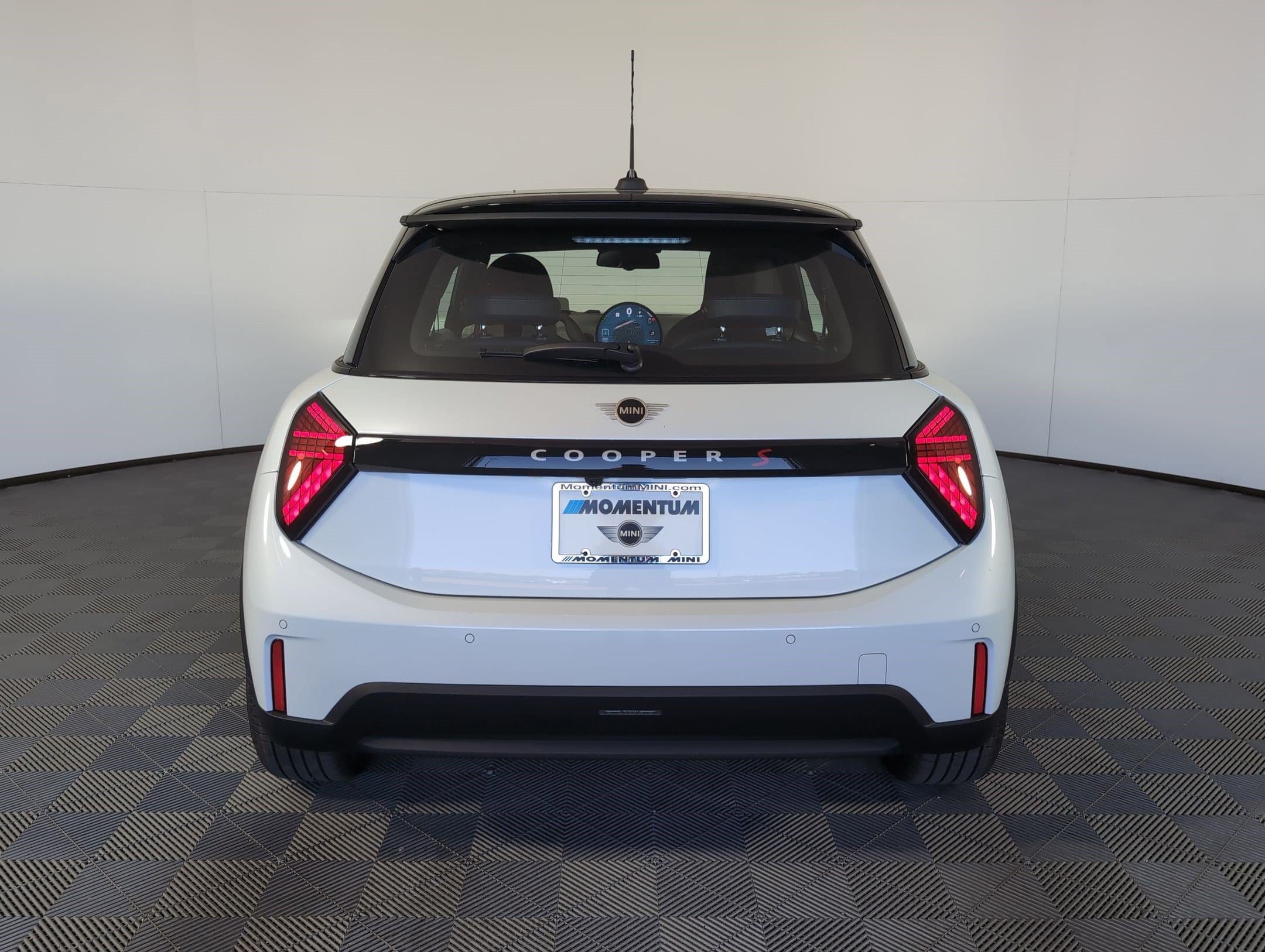 2026 MINI Hardtop 2 Door S - Photo 7