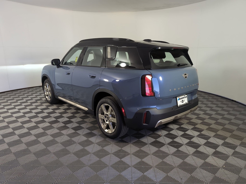 New 2025 MINI Countryman Signature Plus SUV