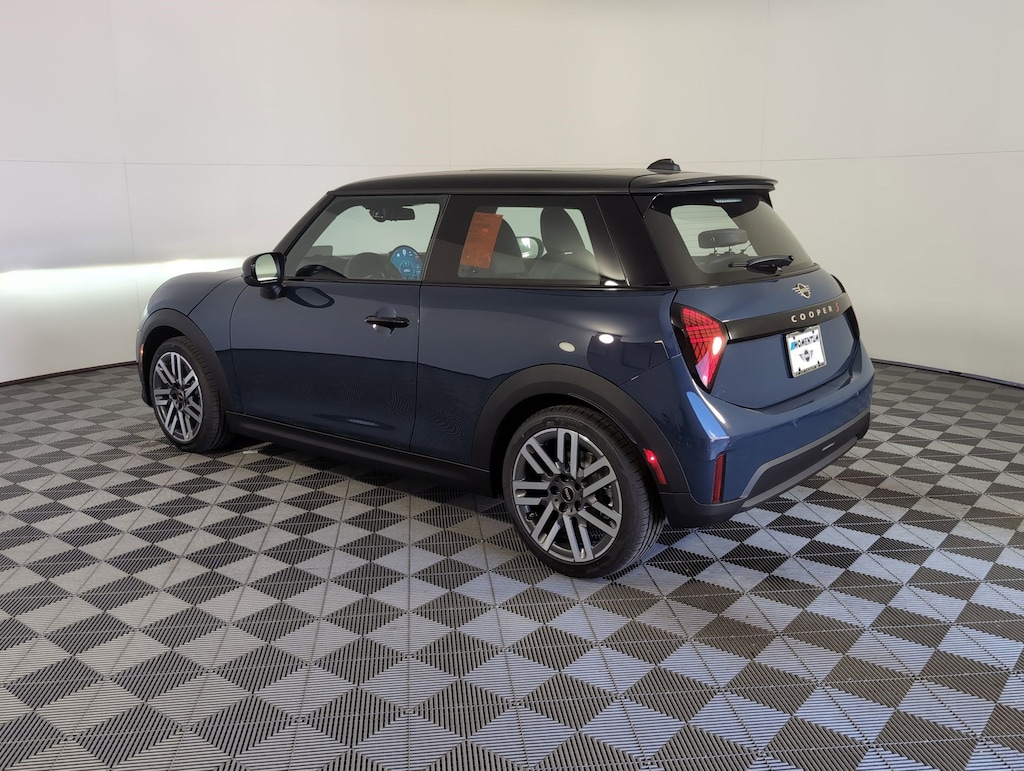 New 2026 MINI 2 Door Signature Plus Hatchback