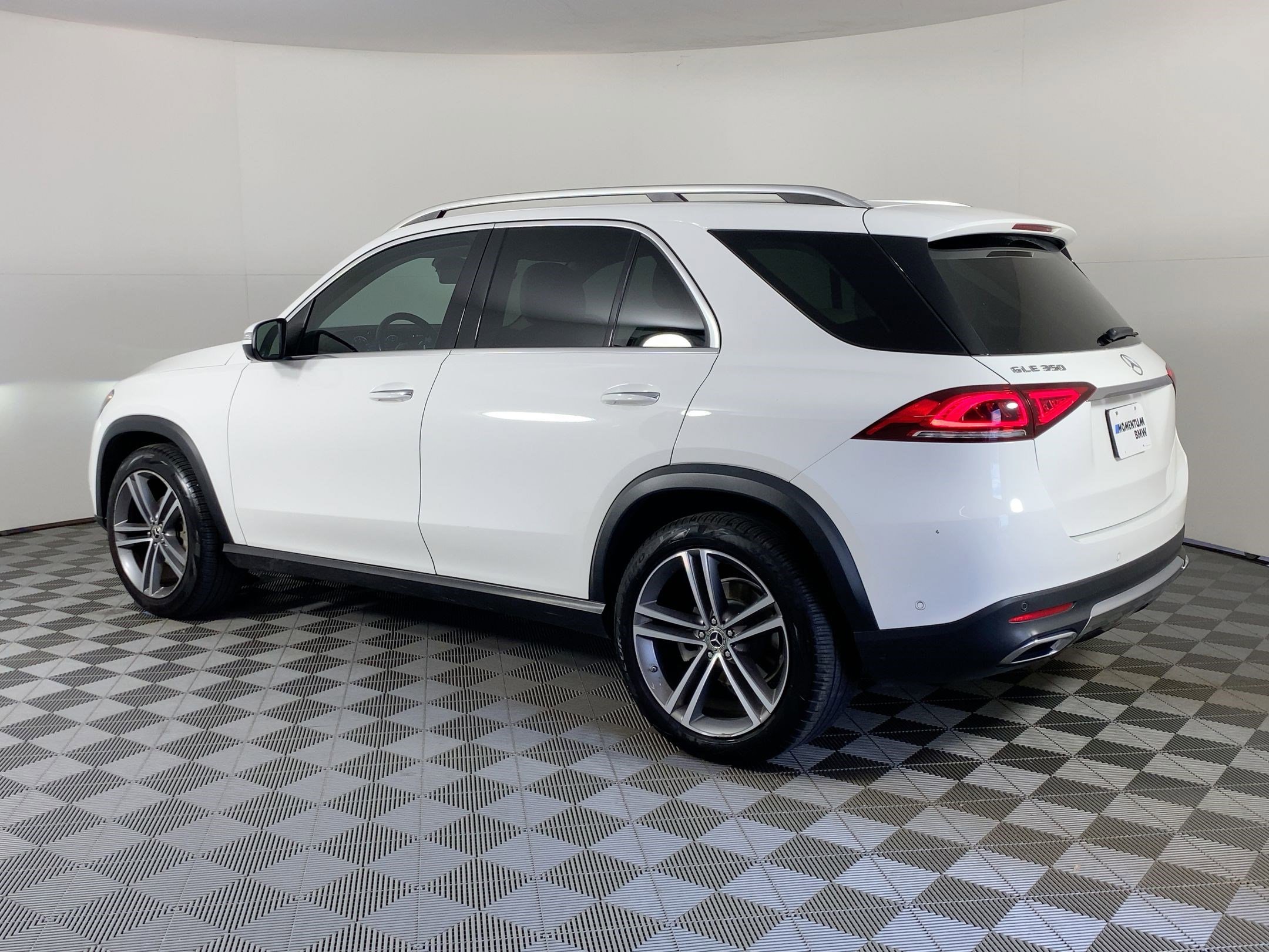 2021 Mercedes Benz GLE 350 photo 3