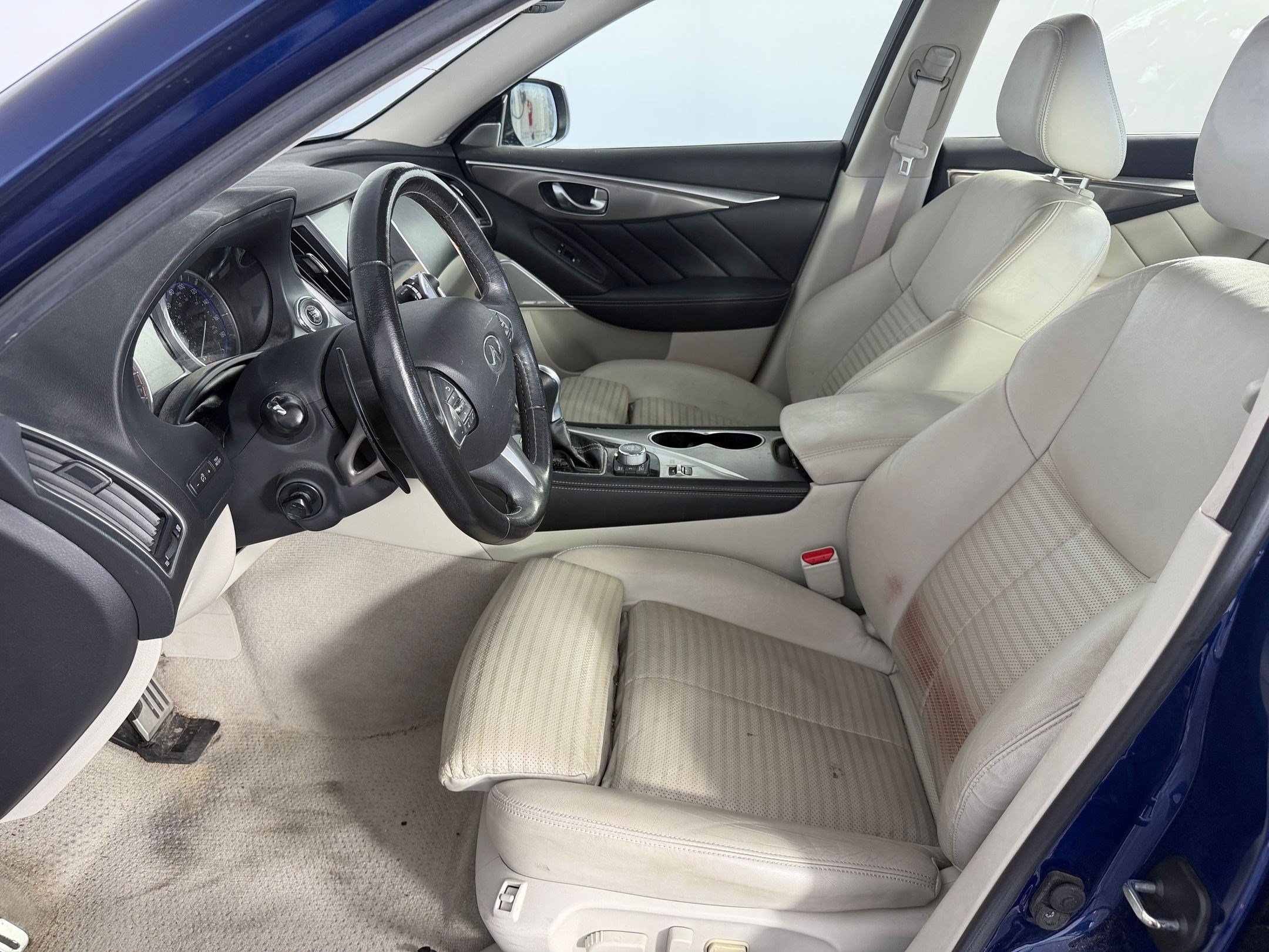 Q50 3.0t Red Sport 400 Sedan