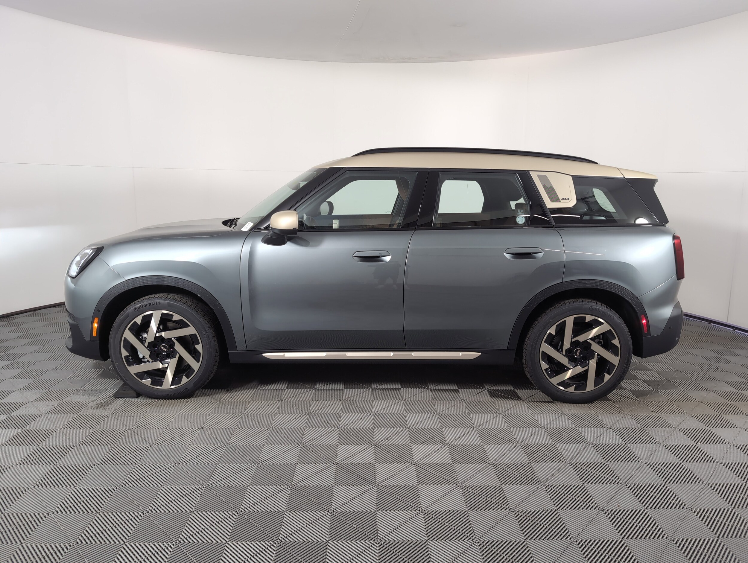 2025 Mini Countryman S ALL4 photo 4