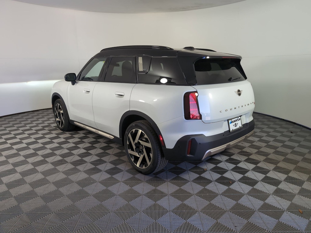 New 2025 MINI Countryman Iconic SUV
