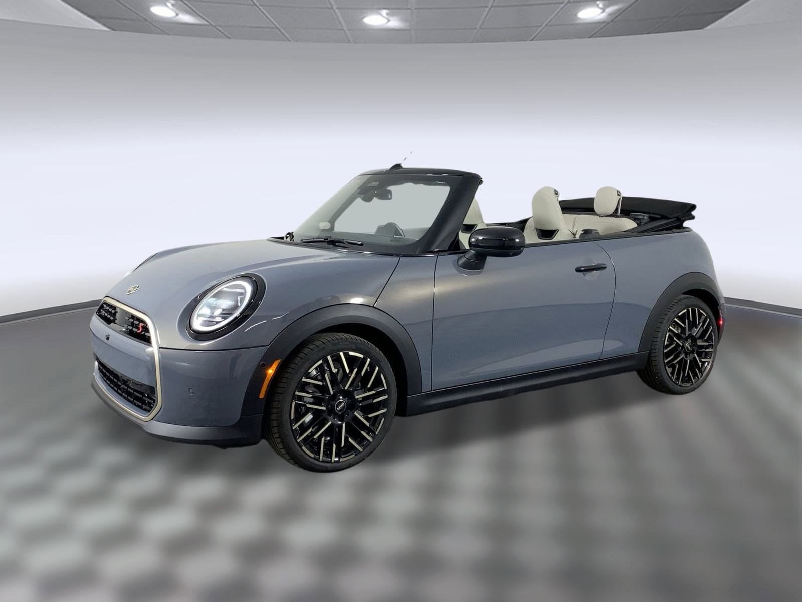 2026 MINI Convertible S's photo
