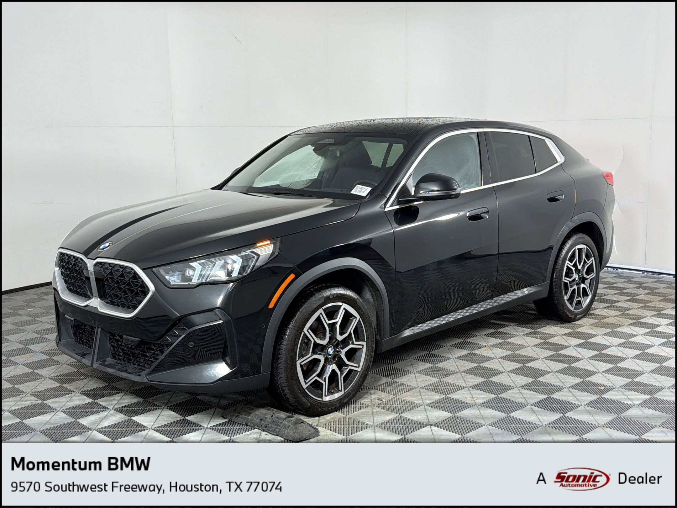 2025 BMW X2 xDrive28i's photo