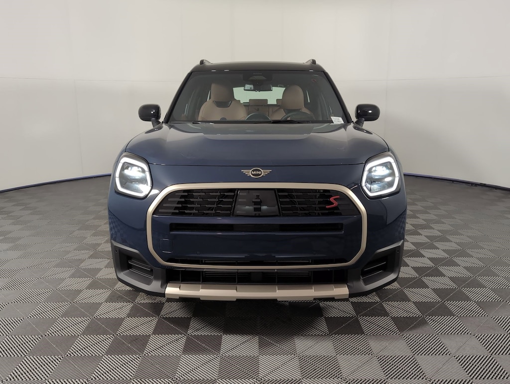 New 2026 MINI Countryman Signature Plus SUV