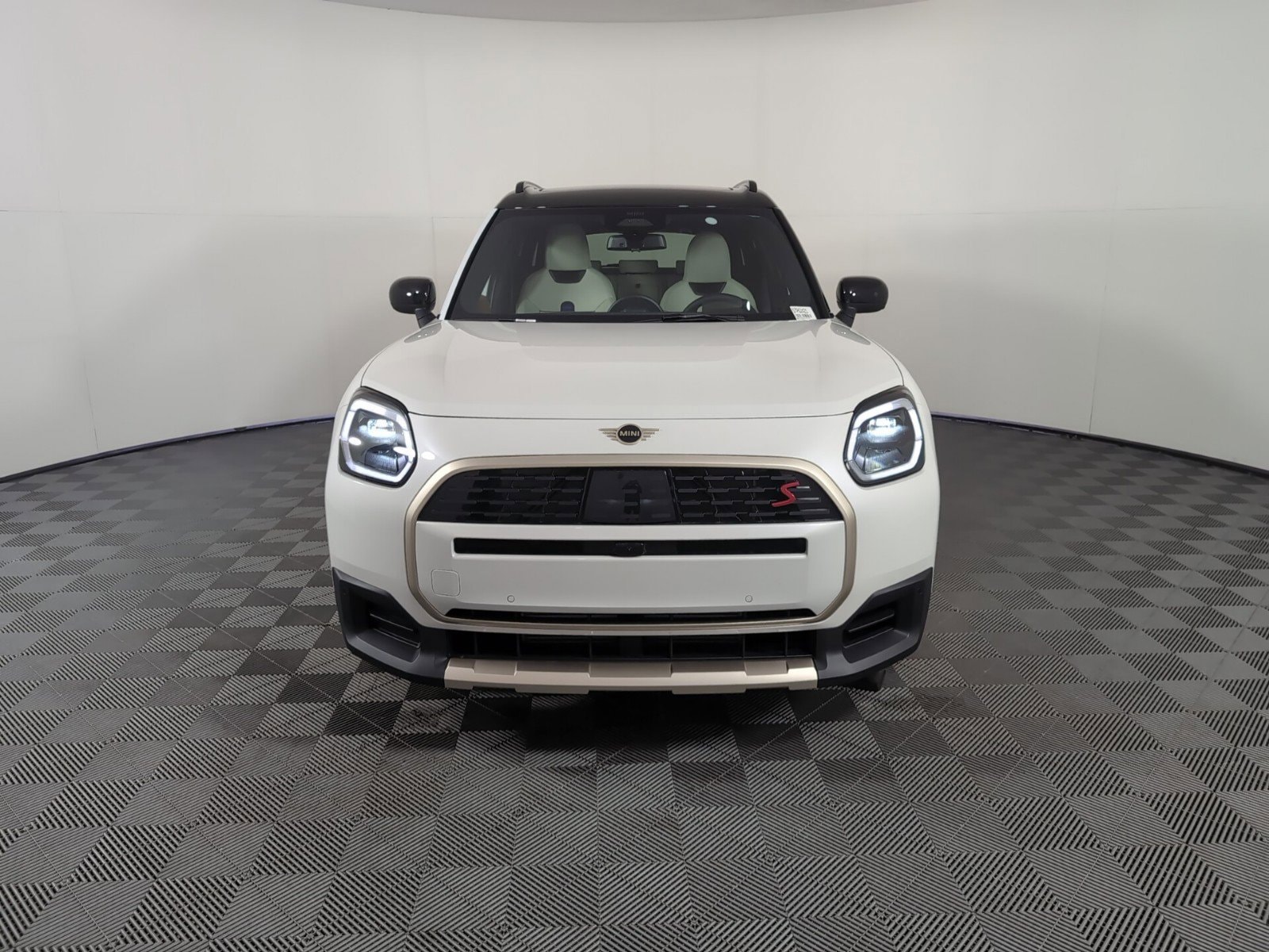 Used 2025 MINI Countryman S with VIN WMZ23GA05S7P62421 for sale in Houston, TX