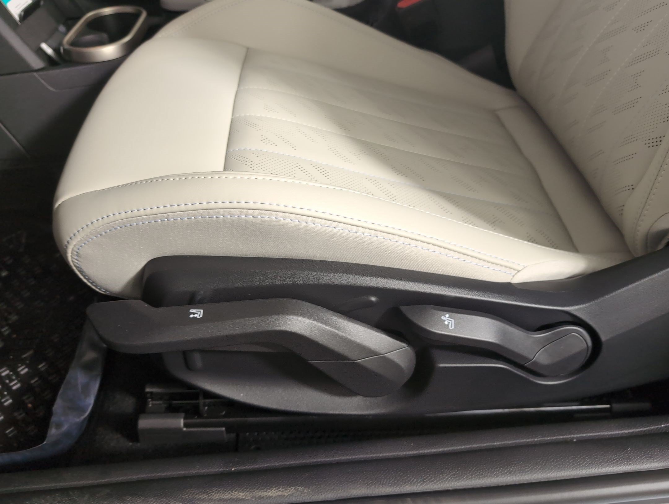 2026 MINI Hardtop 2 Door S - Photo 10