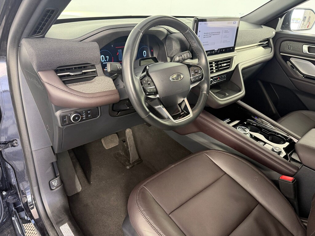 Used 2025 Ford Explorer Platinum SUV