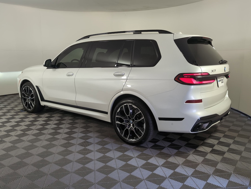 Used 2025 BMW X7 xDrive40i SUV