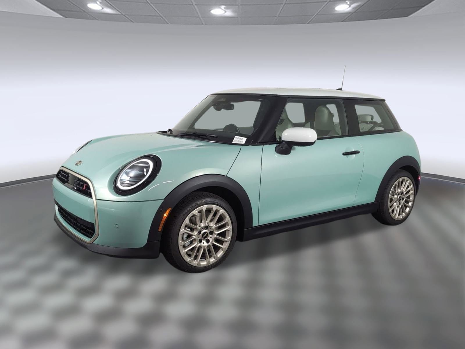 2026 MINI Hardtop 2 Door S's photo