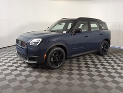 2026 MINI Countryman Signature Plus SUV