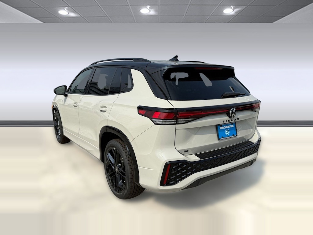 New 2026 Volkswagen Tiguan 2.0T SE R-Line Black SUV