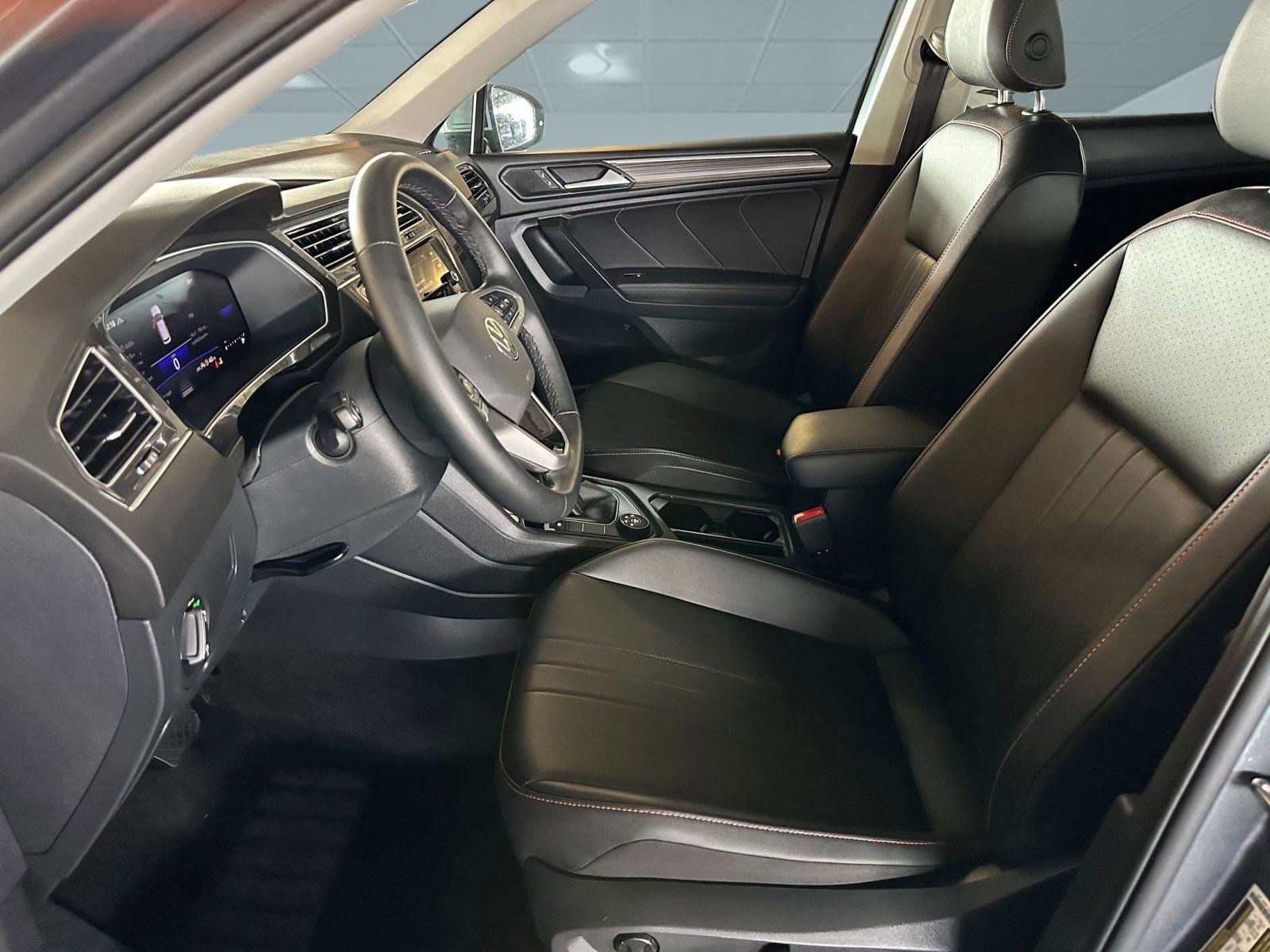 2024 Volkswagen Tiguan Wolfsburg Edition photo 4