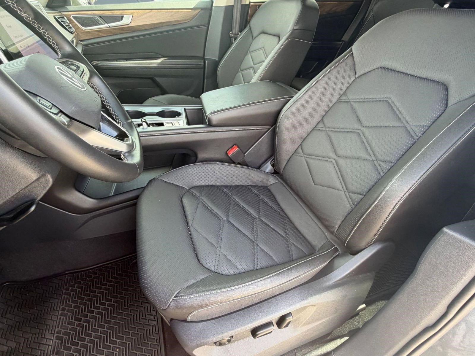 2025 Volkswagen Atlas SE - Photo 20