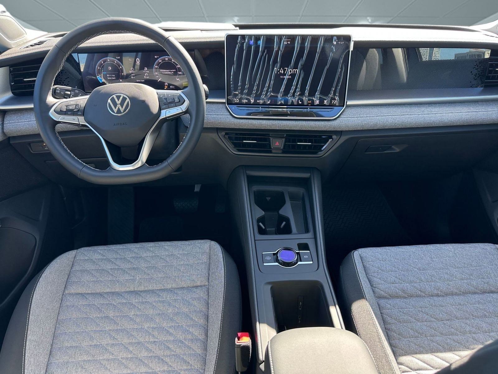 2026 Volkswagen Tiguan S photo 2