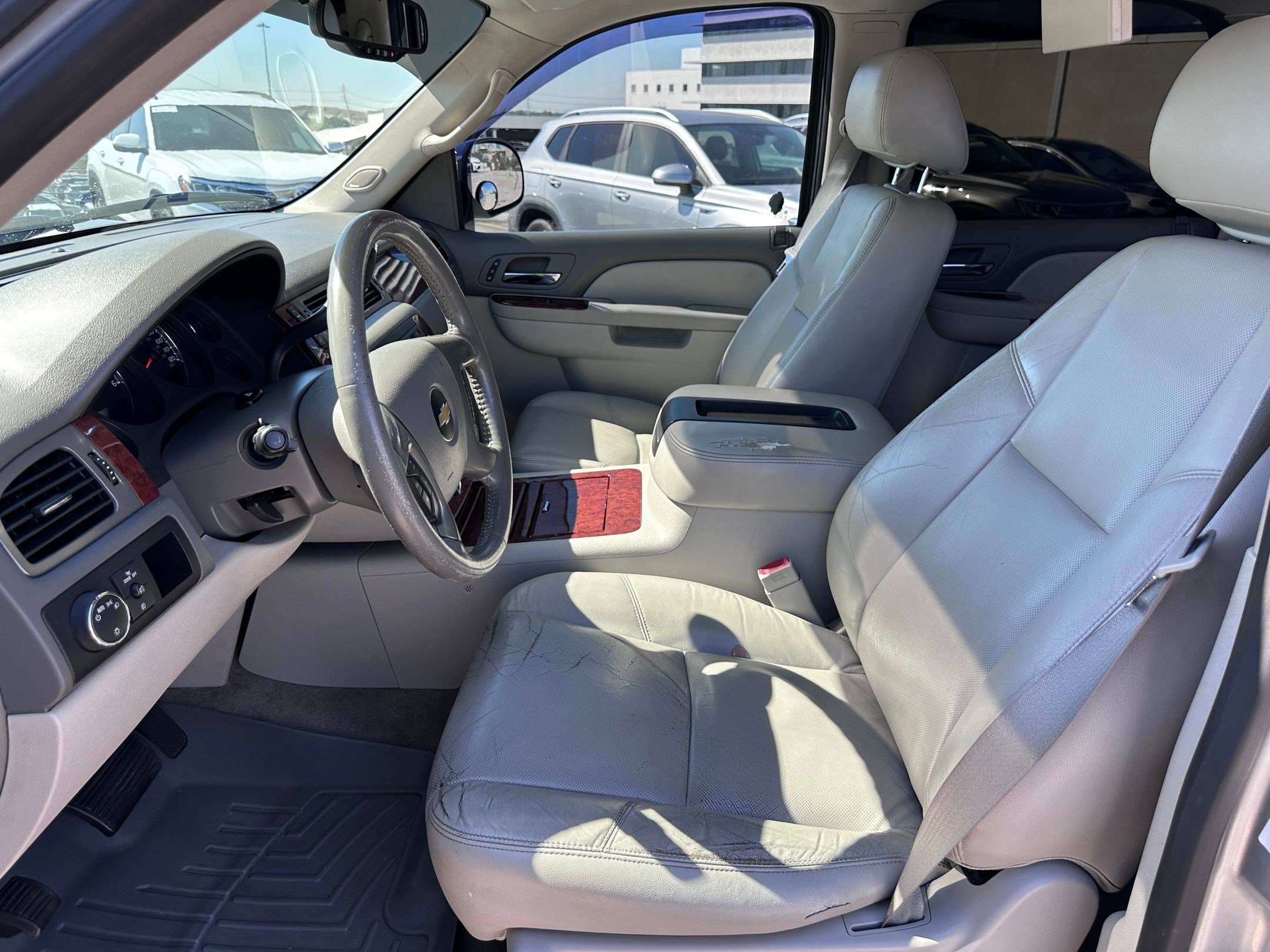 2012 Chevrolet Tahoe LTZ photo 4