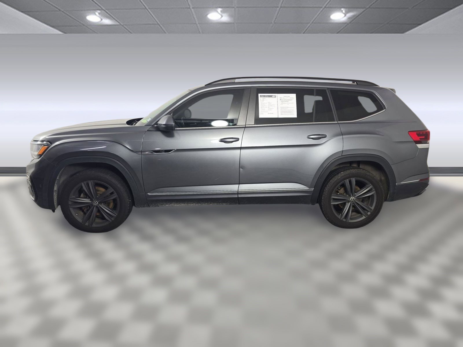 2021 Volkswagen Atlas V6 SE Technology R-Line photo 2