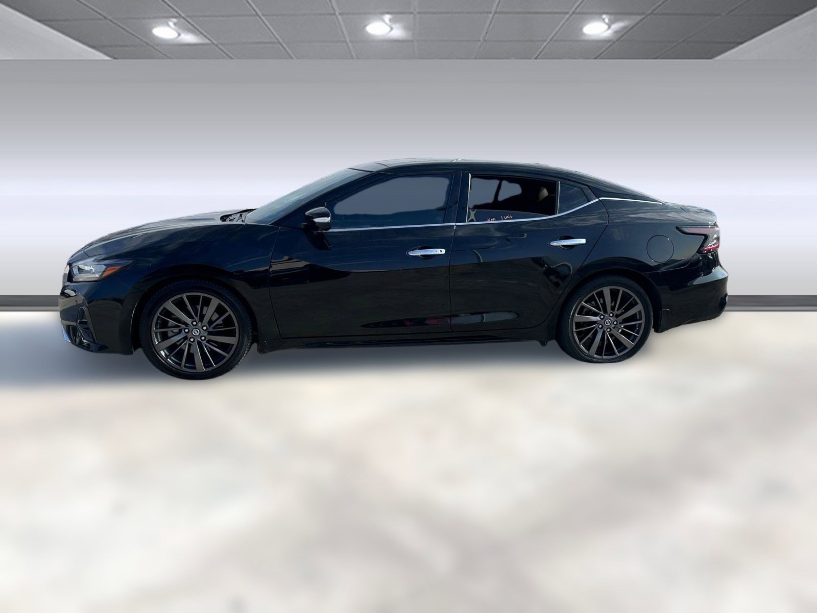 2019 Nissan Maxima Platinum photo 2