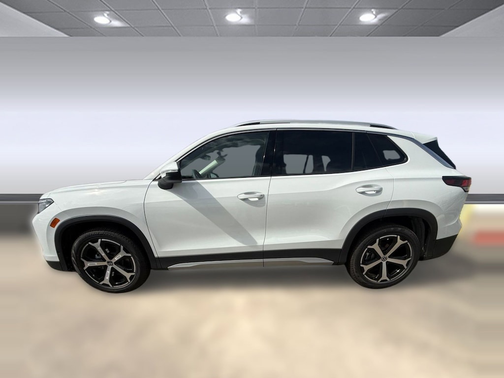 New 2026 Volkswagen Tiguan 2.0T SE SUV