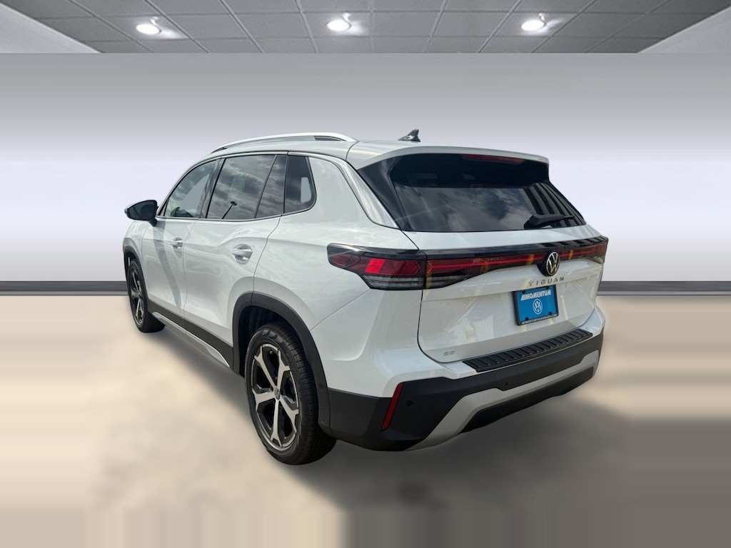 New 2026 Volkswagen Tiguan 2.0T SE SUV