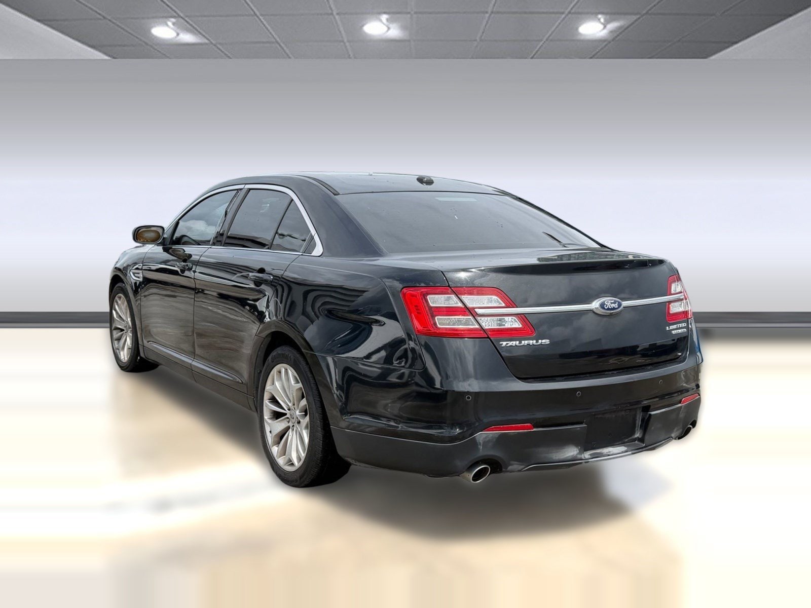 Taurus Limited Sedan