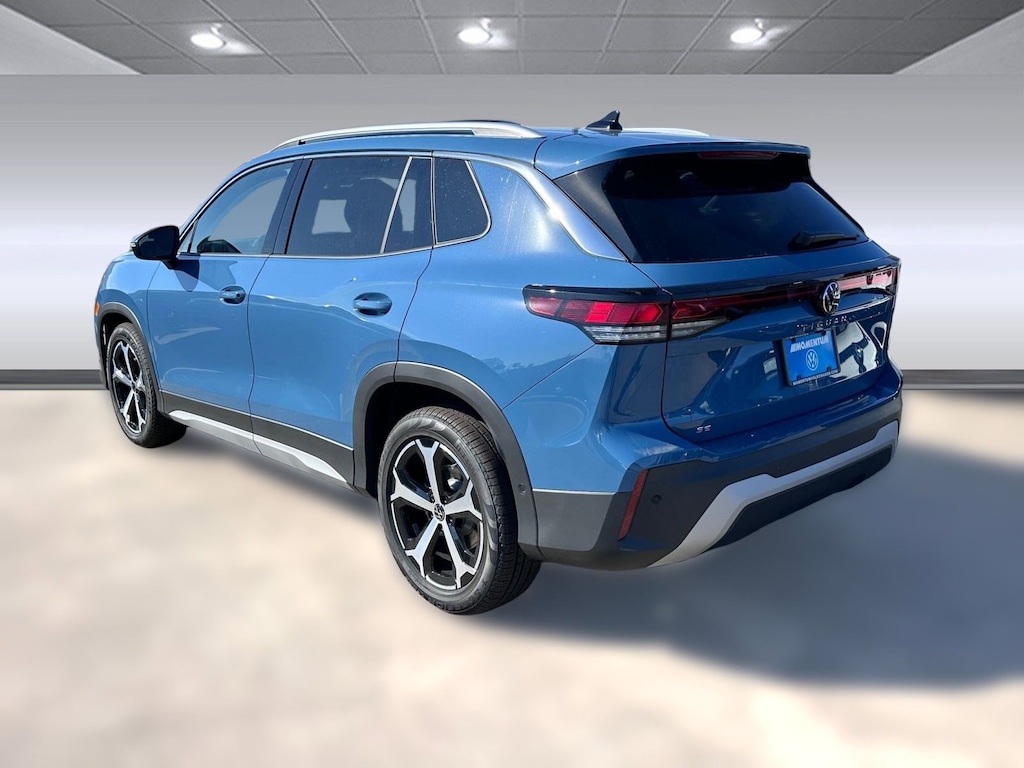 New 2026 Volkswagen Tiguan 2.0T SE SUV