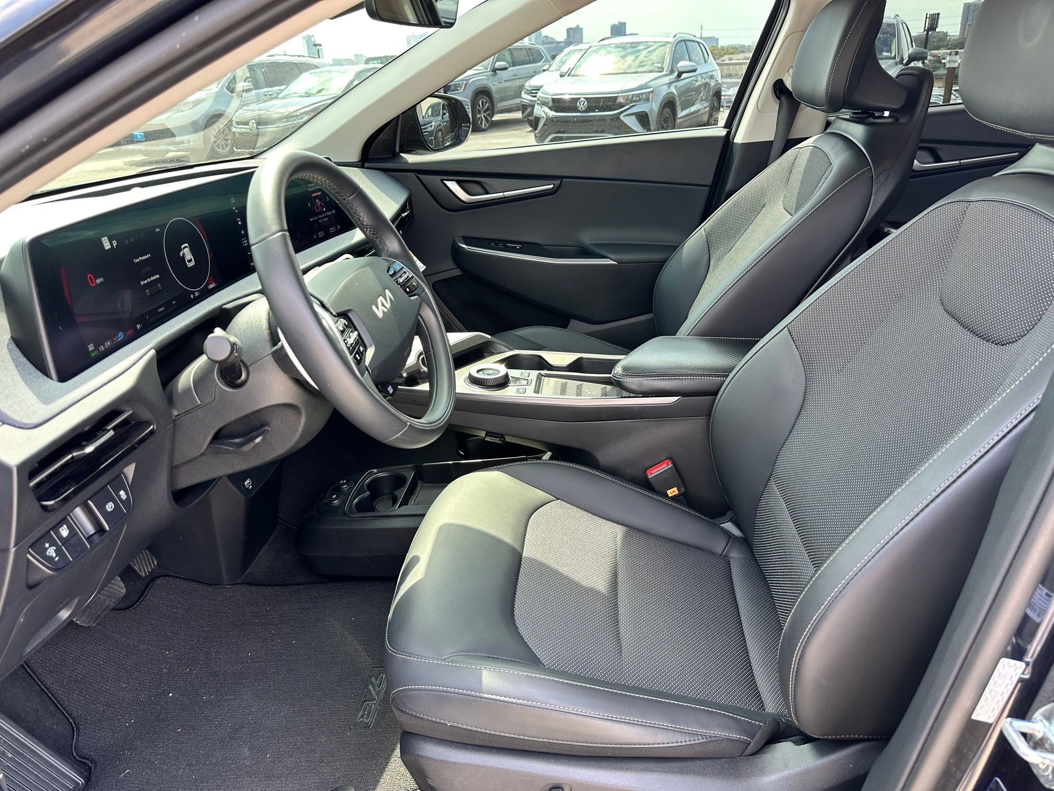 2024 Kia EV6 Light photo 4