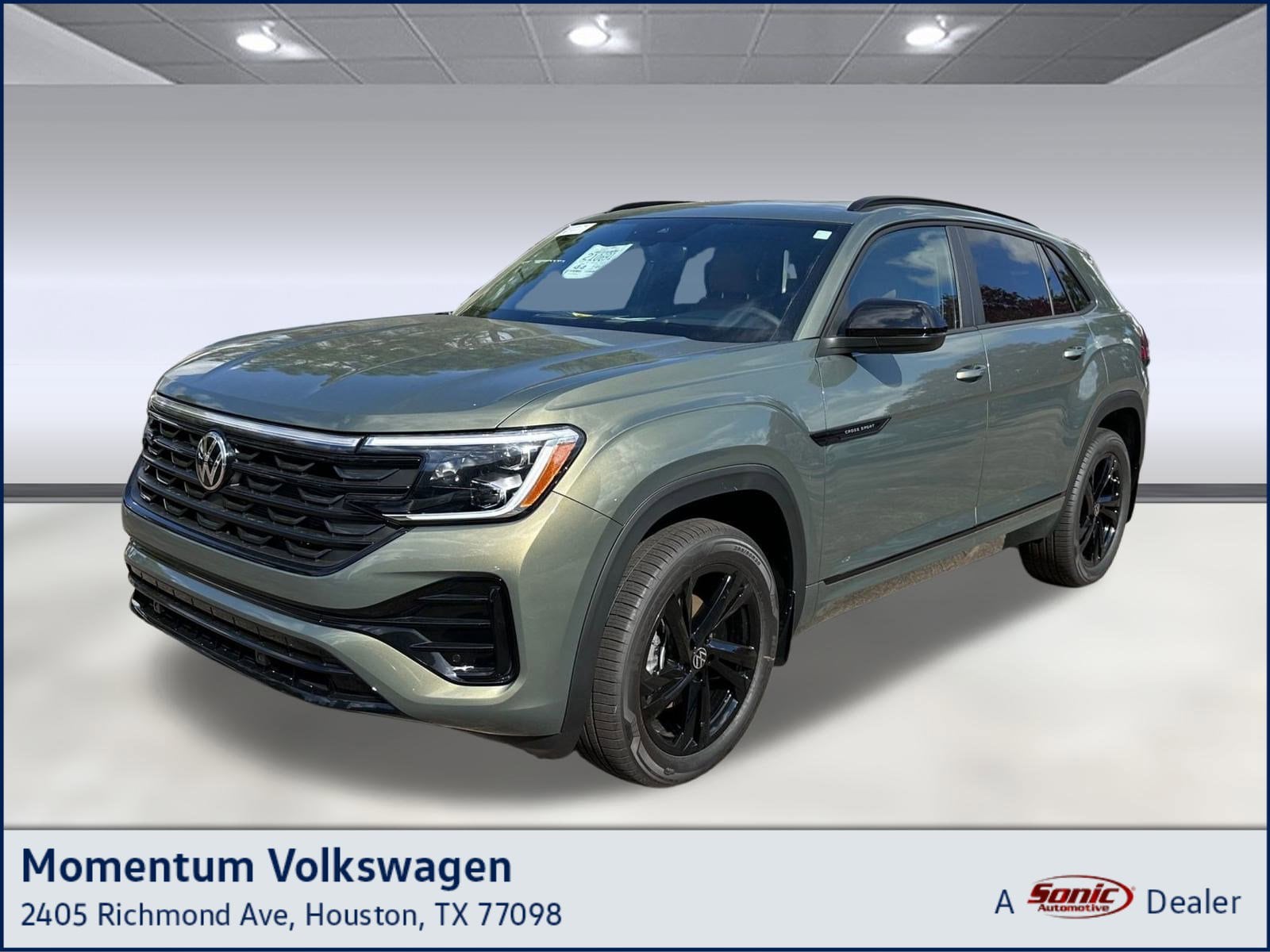 2026 Volkswagen Atlas Cross Sport SEL R-LINE's photo