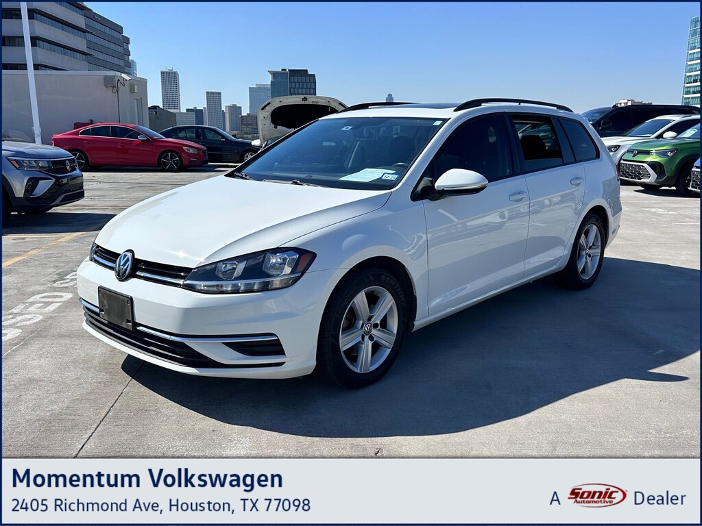 Used 2018 Volkswagen Golf SportWagen SE Wagon