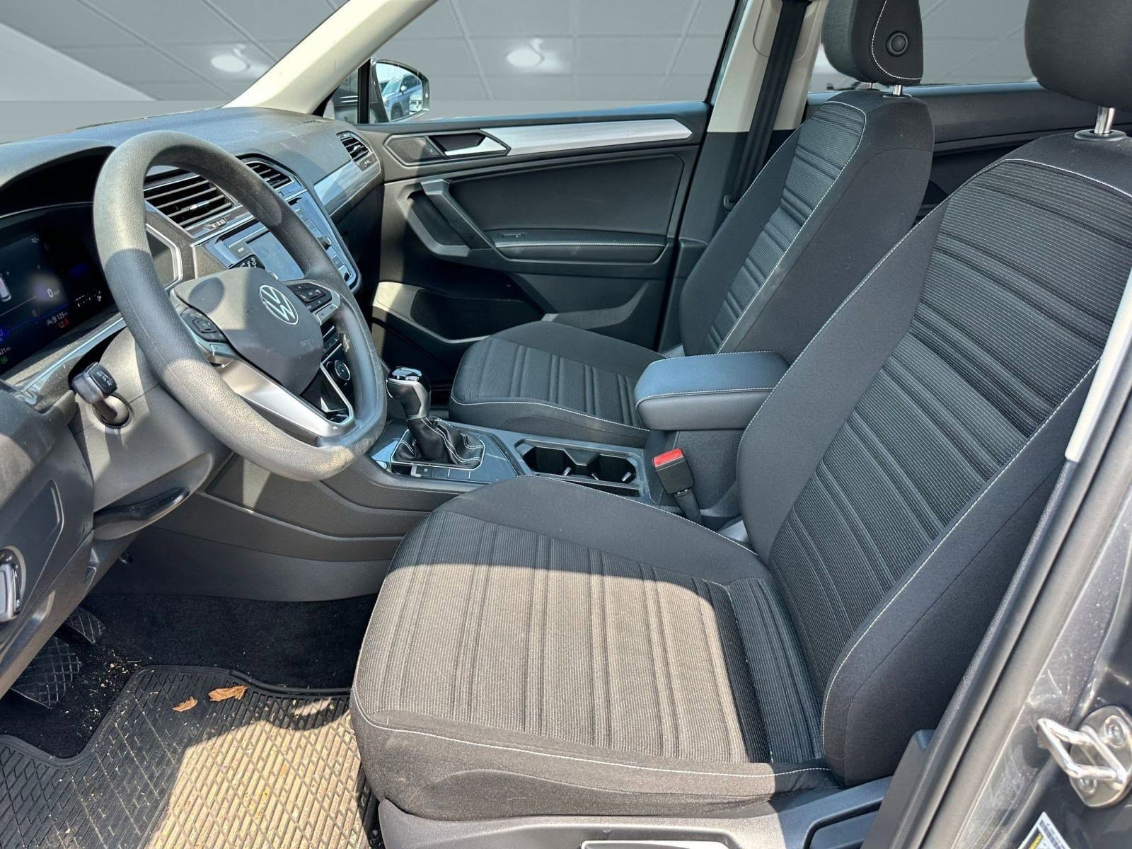 2023 Volkswagen Tiguan S photo 3