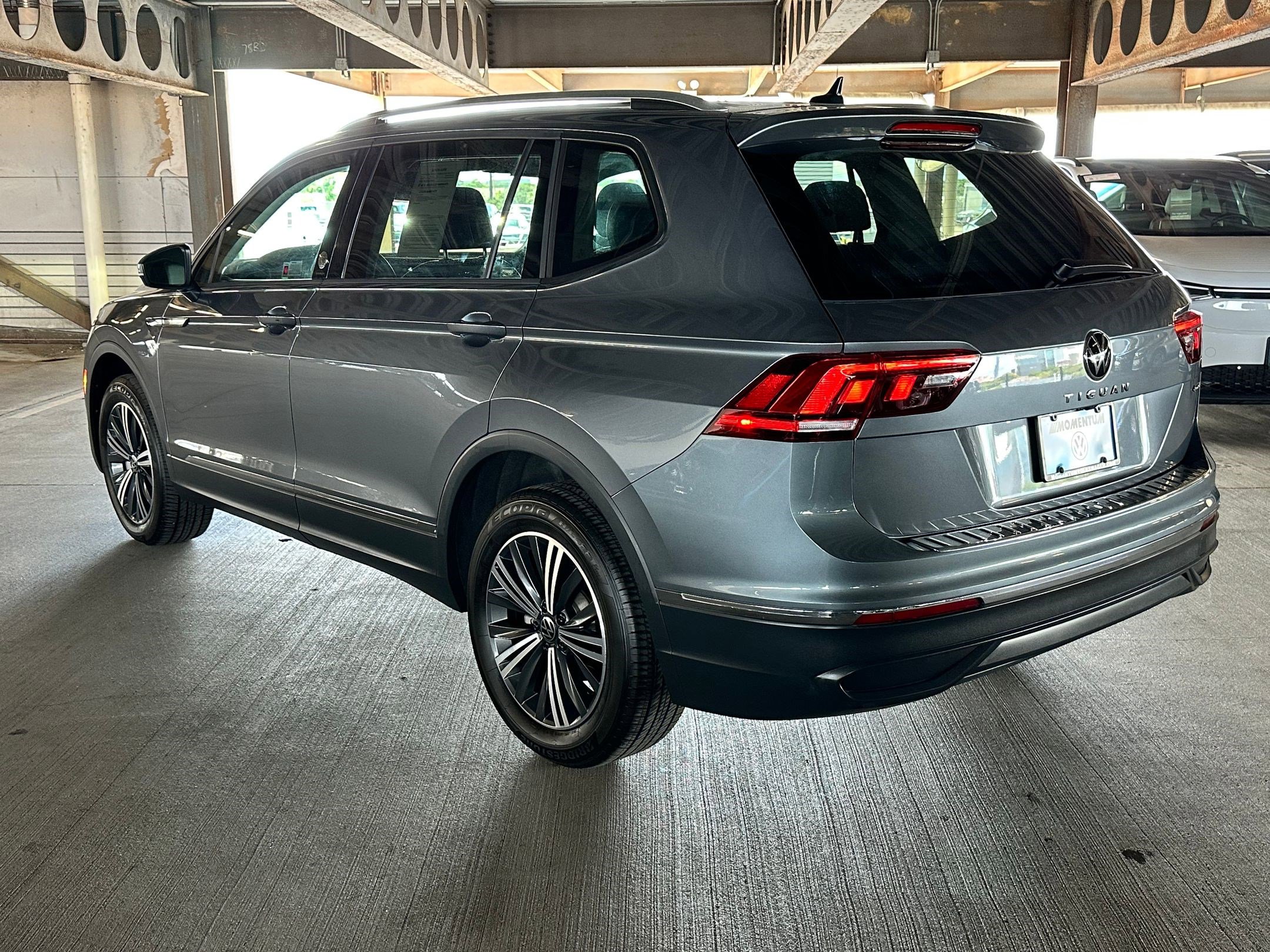 2024 Volkswagen Tiguan Wolfsburg Edition photo 3