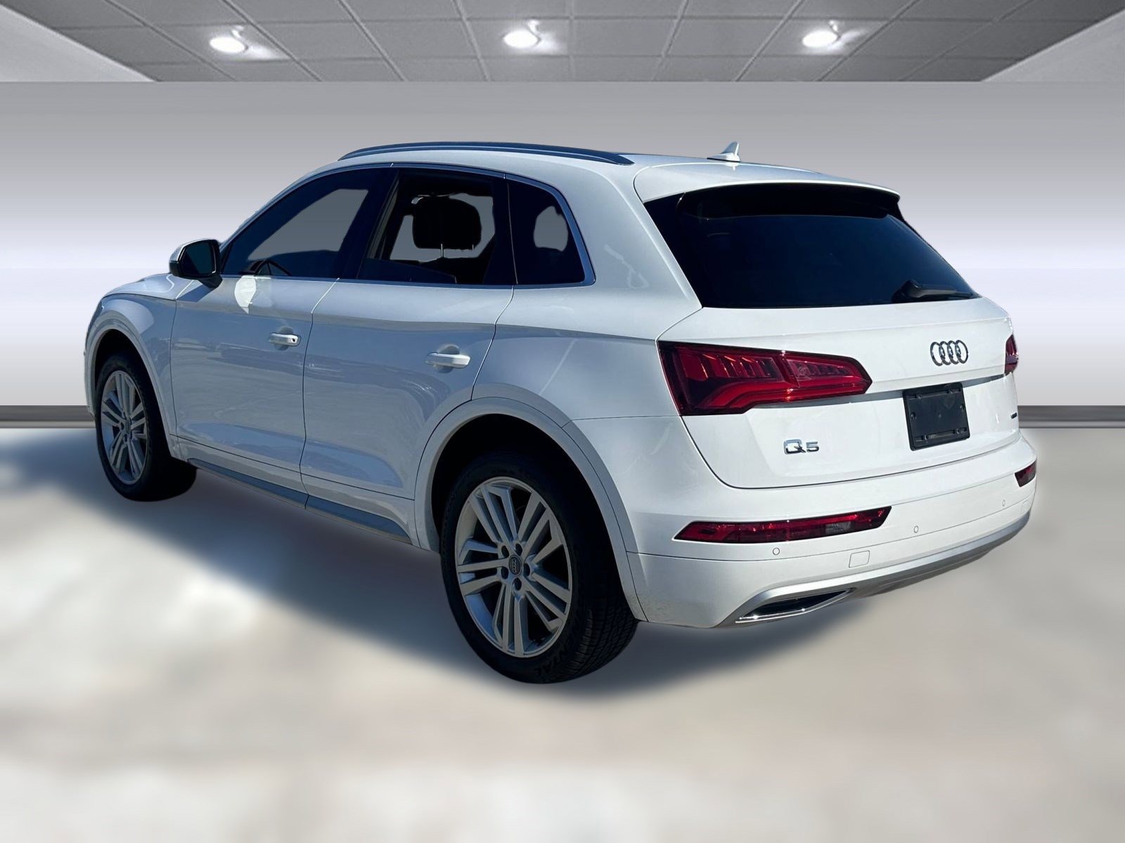 2019 Audi Q5 Premium Plus photo 3