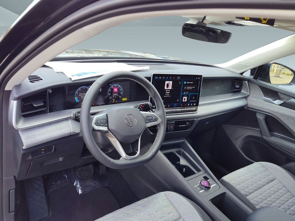 New 2025 Volkswagen Tiguan 2.0T S SUV