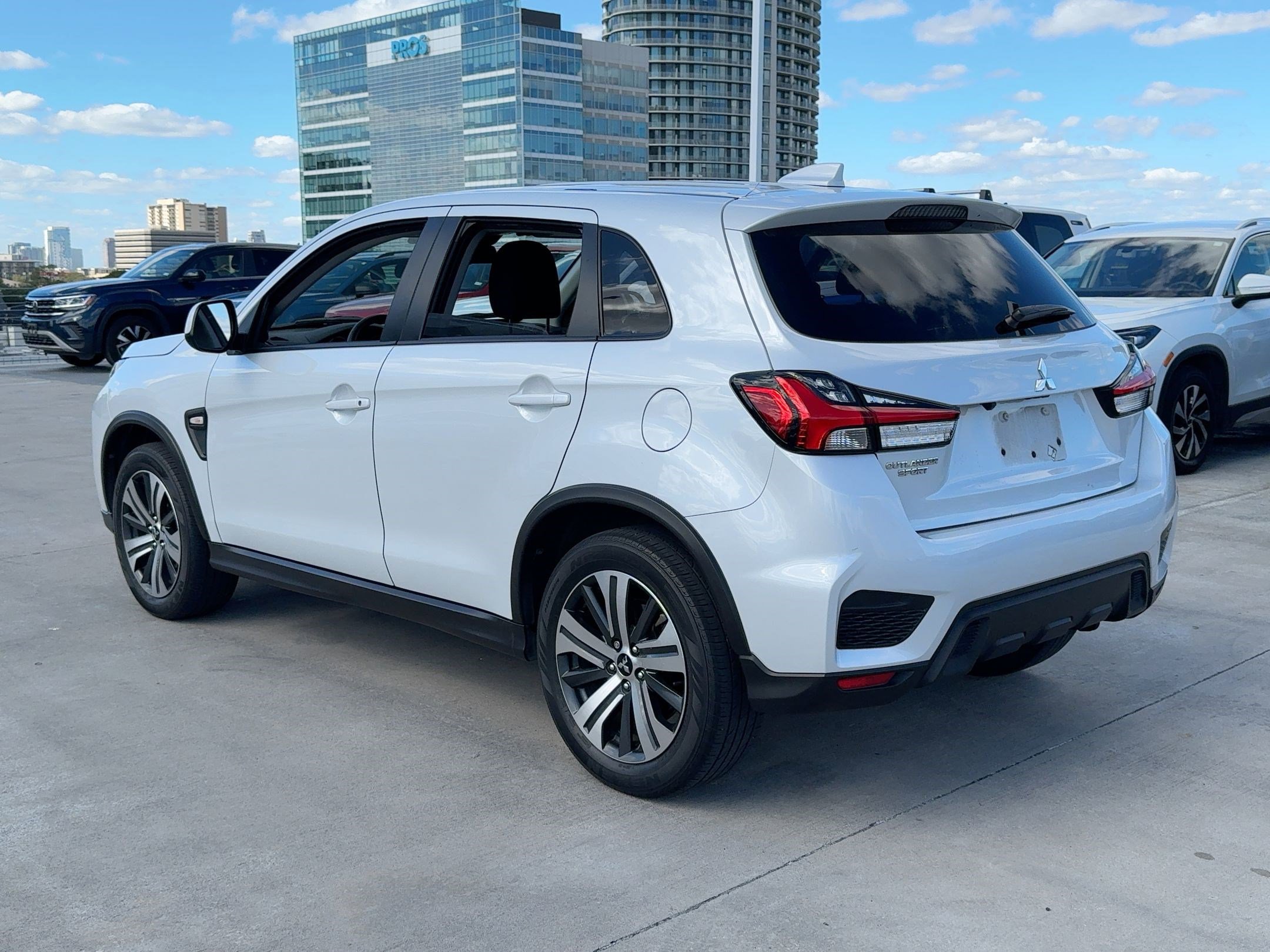 2022 Mitsubishi Outlander Sport S photo 3